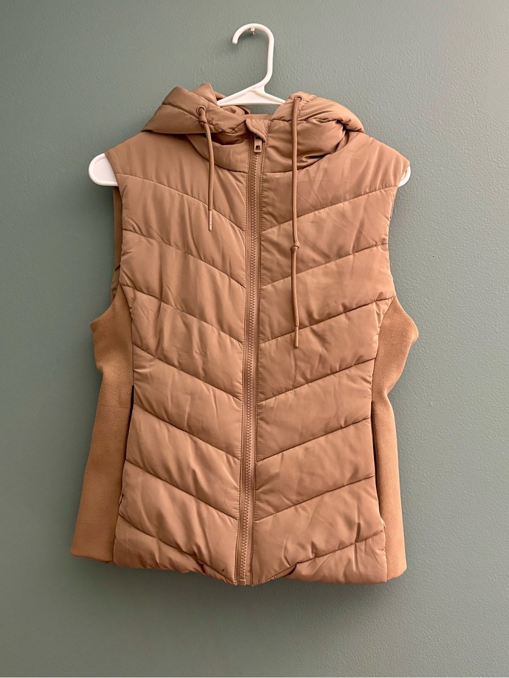 Love Tree Tan Quilted Hooded Puffer Vest